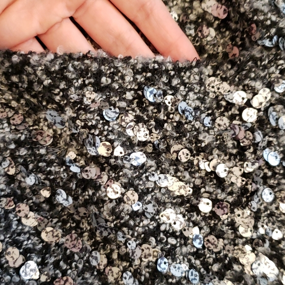 H&M grey cardigan with sequin detail - Picture 2 of 3